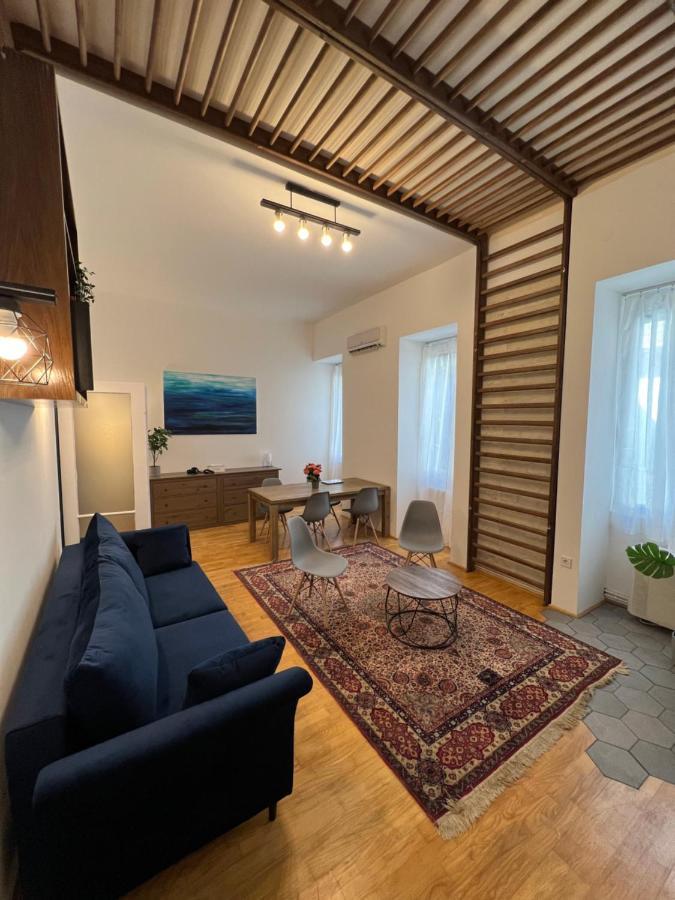 Azure King Residence In The Heart Of بودابست المظهر الخارجي الصورة